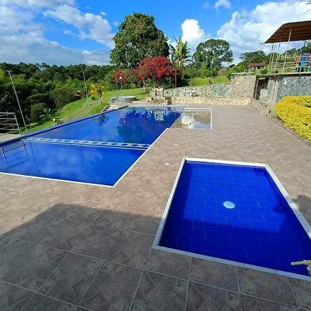 Hotel Campestre Los Mangos Кімбая Екстер'єр фото